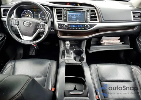 2018 Toyota Highlander Se z USA, uszkodzony, nr VIN 5TDJZRFH4JS893719